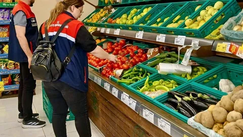 Marketlerde TUFİS Denetimleri Devam Ediyor