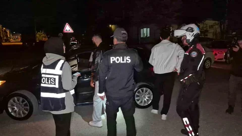 Eskişehir'de Asayiş Uygulaması Yapıldı