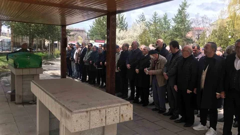Akgün Ailesinin Cenaze Töreni Erzurum'da Gerçekleşti