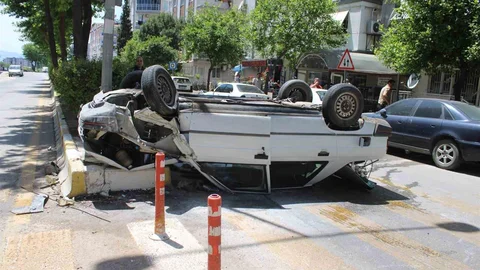 Aydın'da Takla Atan Otomobil Yangın Çıkardı