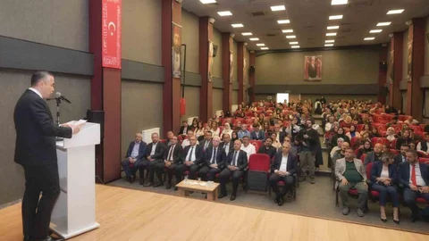 Esenyurt’ta Kağıt Kalem Oyunları Finali Yapıldı