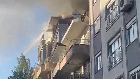 Amasra'da Çatı Yangını Paniği