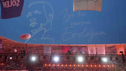 Kocaeli'de Dron Gösterisi İlgiyi Üst Düzeyde Topladı