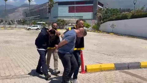 İskenderun'da Aranan İki Kişi Yakalandı