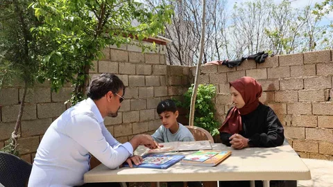 Diyarbakır'da Özel İhtiyaçlı Çocuğa Eğitim Desteği