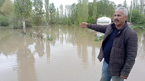 Tokat'ta Taşkın Nedeniyle Çiftçiler Tarlalarına Giremedi