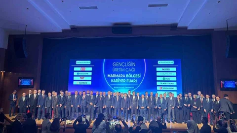 Anadolu Üniversitesi Mezunları Eskişehir'de Buluştu