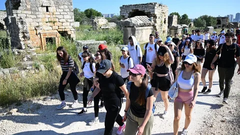 Mersin'de Anlamlı Yürüyüş Etkinliği