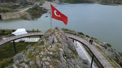Çekerek Barajı'nda Su Seviyesi Yükseldi