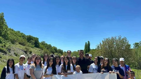 Gençlik Doğada Yürüyüş Düzenledi