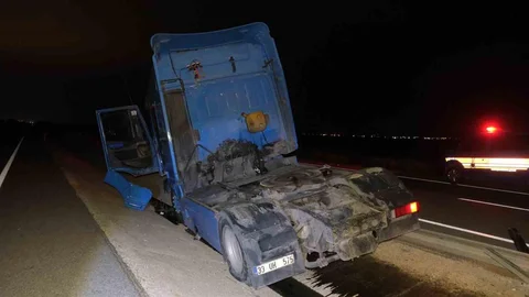 Karaman'da Tır Kazası: 1 Yaralı