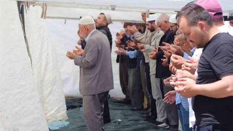 Karapınar'da Yağmur İçin Şükür Duası Yapıldı