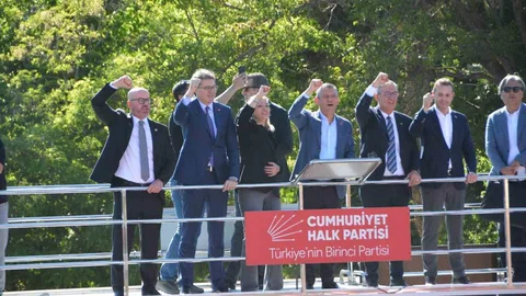 Balıkesir'e İstiklal Madalyası Talebi