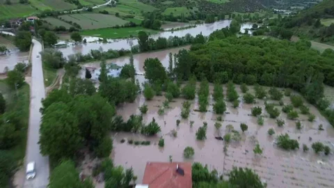 Tokat'ta Taşkın ve Su Baskınları Yaşandı