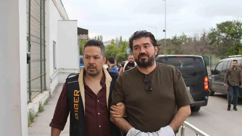 Rasim Ozan Kütahyalı Adana'da Tutuklandı