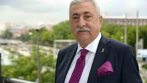 Gençlerimiz Geleceğimizin Teminatıdır