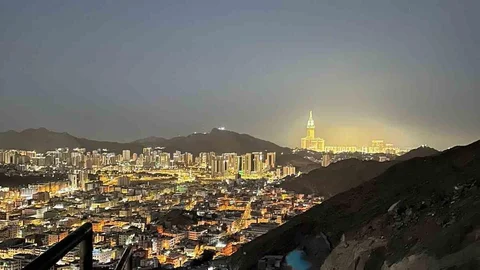 Nur Dağı Hacı Adaylarının İlgi Odağı