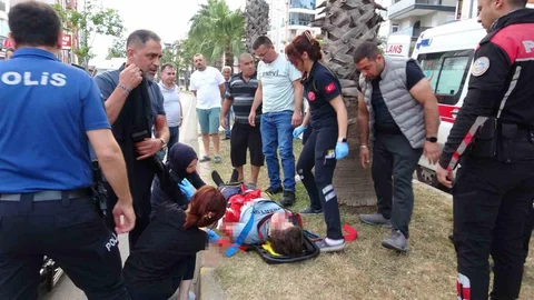 Antalya'da Otomobilin Çarptığı Genç Yaralandı
