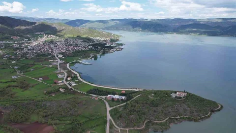 Almus Barajı'ndaki Ada Sular Altında Kaldı