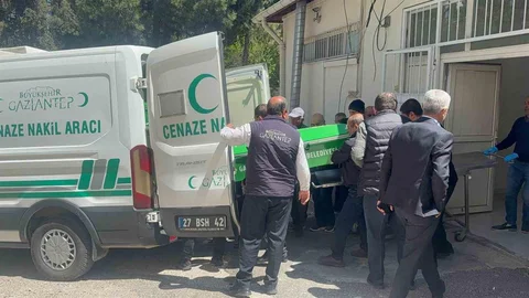 85 Yaşındaki Adam Komşusunu Vurdu