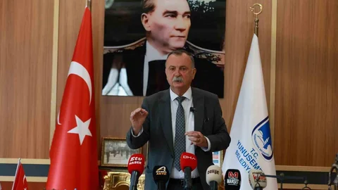 Manisa'da Başkan Balaban Açıklamalarda Bulundu