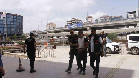 Antalya'da Tartışma Sonrası 3 Kişi Hayatını Kaybetti