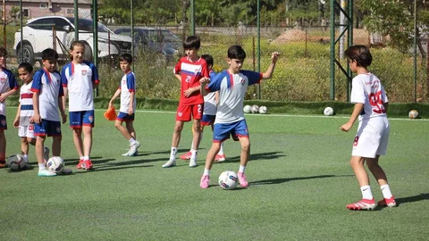 Denizli'de Futbol Okulları Üzerine Eleştiriler