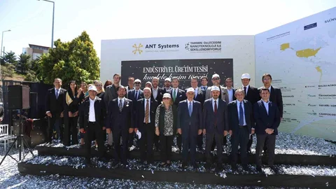 İstanbul'da Nanoteknoloji Tesisinin Açılışı