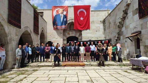 Tarihi Akhan Kervansarayı'nda Yörük Kültürü Tanıtıldı