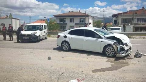 Malatya'da Trafik Kazası: 2 Yaralı