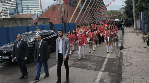 Fener Anadolu Lisesi'nden 19 Mayıs Kutlaması