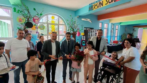 Aynı Gökyüzünün Farklı Yıldızları Sergisi Mersin'de İlgi Gördü