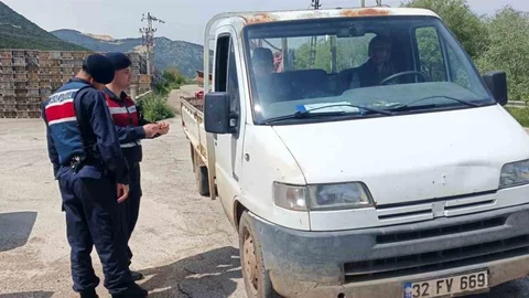Eğirdir'de Hayvan Sevklerine Denetim Uygulaması