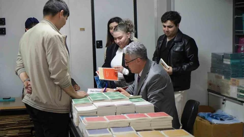 Türk Tarih Kurumu Mobil Mağazası'nın İlk Konuğu Önder Duman
