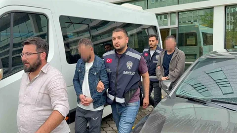 Samsun'da Kiracı Ev Sahibine Bıçakla Saldırdı