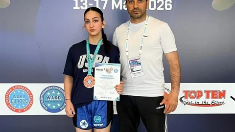 Erzincanlı Sporculardan Kick Boks Başarısı
