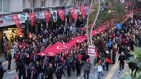 Samsun'da 1919 Metre Bayraklı Yürüyüş