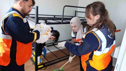 Çorum'da Afetzedeler İçin Yaşam Konteynerleri