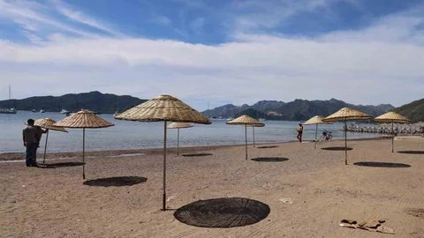 Marmaris'te Halk Plajları Sezona Hazırlanıyor