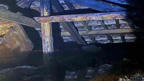 Bilecik'te Ev Yangını Çatı Kısmını Sardı
