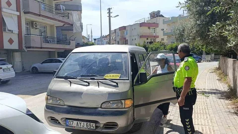 Antalya'da Araçta Basın Yazısı İle Yakalandı