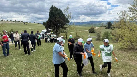 Çavdarhisar’da Çevre Temizliği Etkinliği