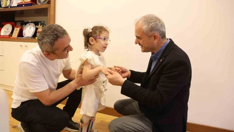 Çayırova'da Serebral Palsi Hastası Lina'ya Destek