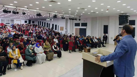 Adıyaman'da Dijital Konferans Düzenlendi