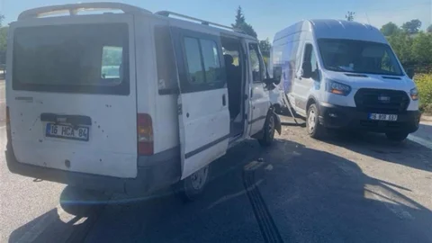 Bursa'da Minibüs Kazası