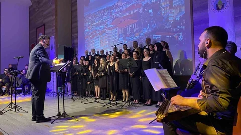 Alaşehir'de Unutulmaz Konser Gecesi