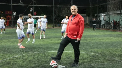 Başkan Kaya Gençlerle Spor Heyecanını Paylaştı
