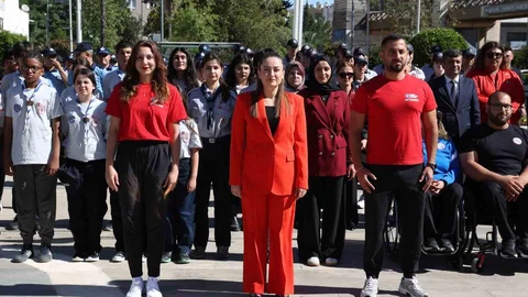 Antalya'da 19 Mayıs Töreni Yapıldı