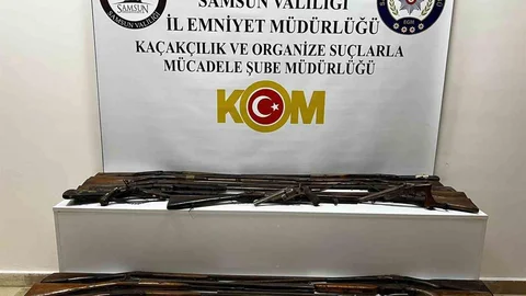 Samsun'da Tarihi Silah Ele Geçirildi
