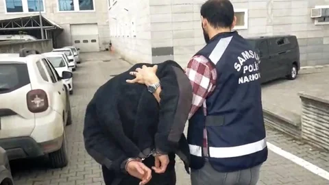 Samsun'da Uyuşturucu Suçluları Yakalandı